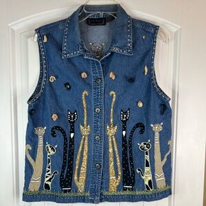 Life Style Embroidered Cats Blue Denim Sleeveless Vest Shirt Women’s Size Large